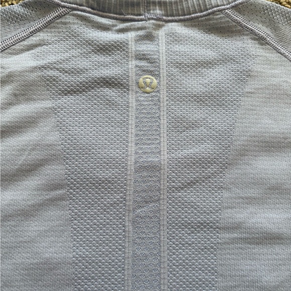 Swiftly tech lululemon athletica Light purple Short Sleeve Tee - Picture 3 of 5